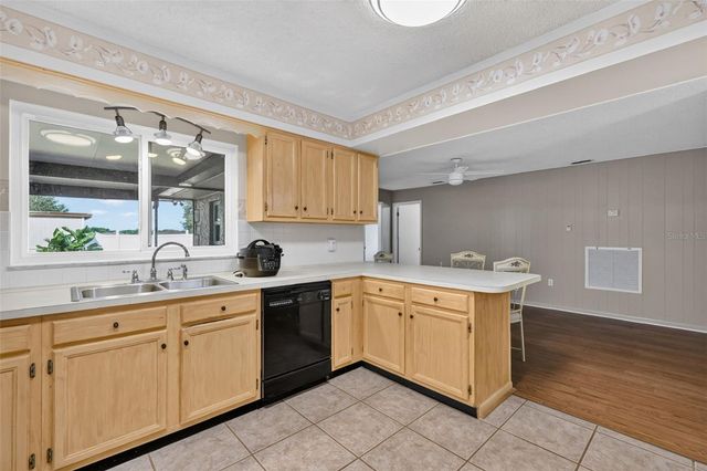 241 S 7TH ST, Lake Hamilton, FL 33851