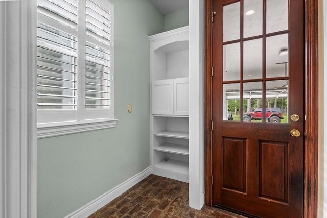 27076 Interstate 10, Winnie, TX 77665