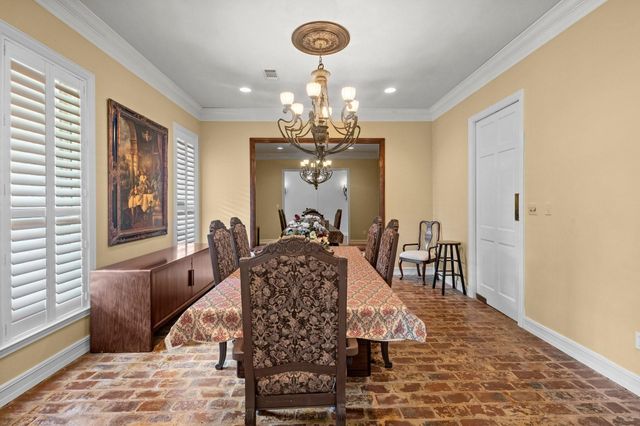 27076 Interstate 10, Winnie, TX 77665