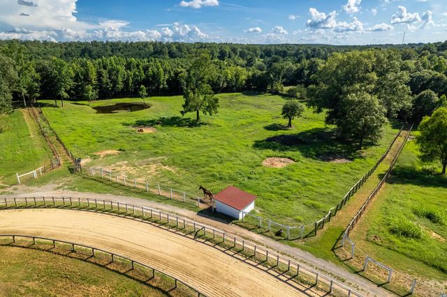 6867 Airport Rd, Bonnerdale, AR 71933