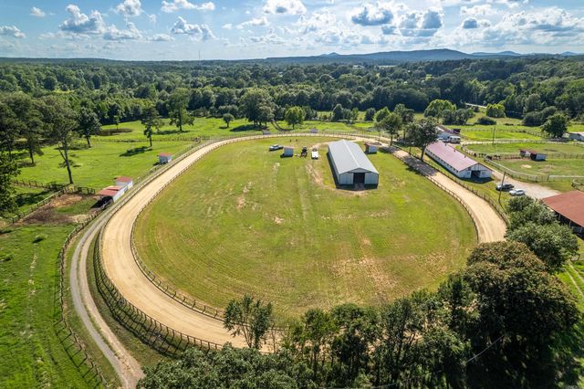 6867 Airport Rd, Bonnerdale, AR 71933