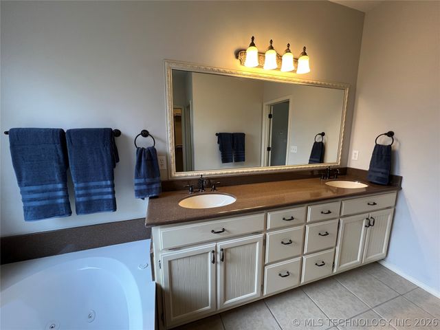 17005 E 48th Street, Tulsa, OK 74134