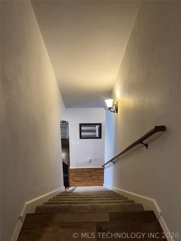 17005 E 48th Street, Tulsa, OK 74134