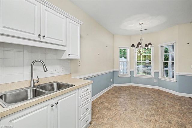 433 Peace Rollins Court, Kernersville, NC 27284