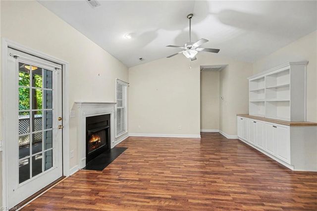 433 Peace Rollins Court, Kernersville, NC 27284