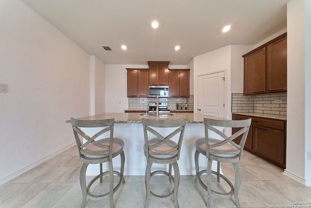 4466 Tivoli Dr, Converse, TX 78109