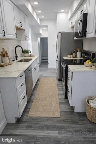 2008 ETTING ST, Baltimore, MD 21217