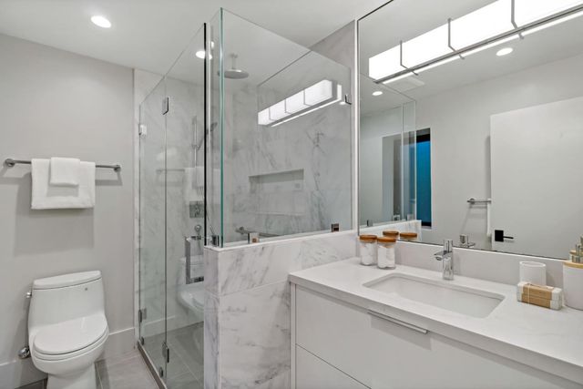 8 Hawkview Street, Portola Valley, CA 94028