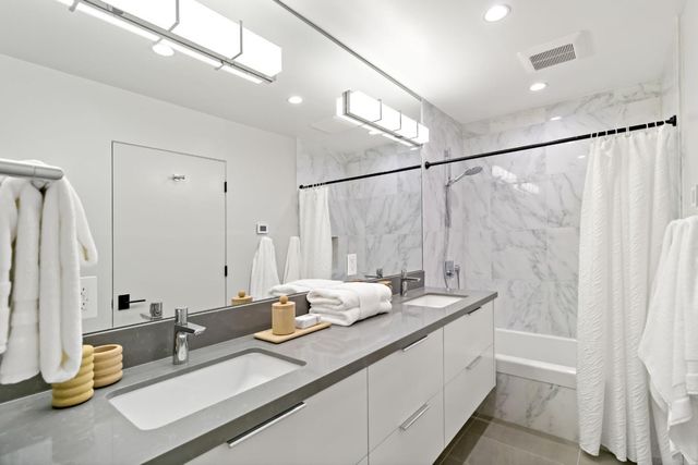 8 Hawkview Street, Portola Valley, CA 94028