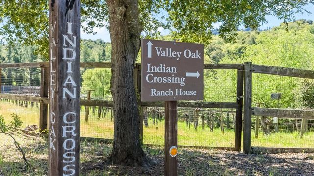 8 Hawkview Street, Portola Valley, CA 94028