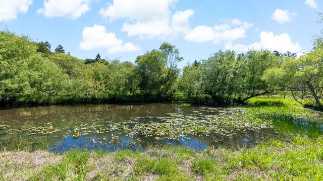 8 Hawkview Street, Portola Valley, CA 94028