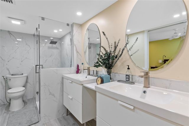 3063 N PALM AIRE Drive 3063, Pompano Beach, FL 33069