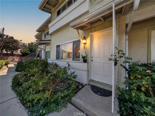 16733 Parthenia Street 5, Northridge, CA 91343