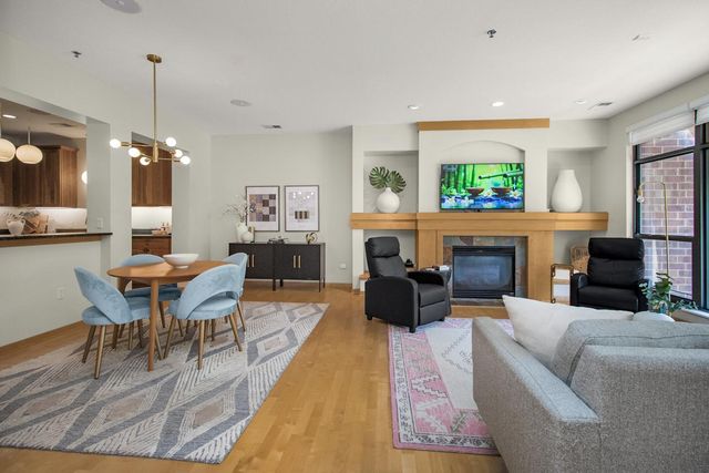 190 Elm Street, Saint Paul, MN 55102