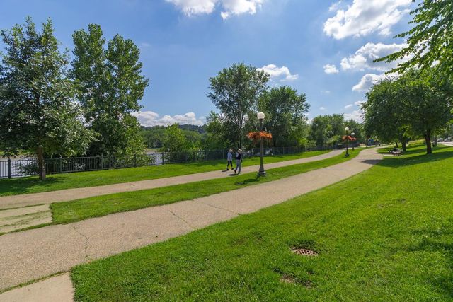 190 Elm Street, Saint Paul, MN 55102