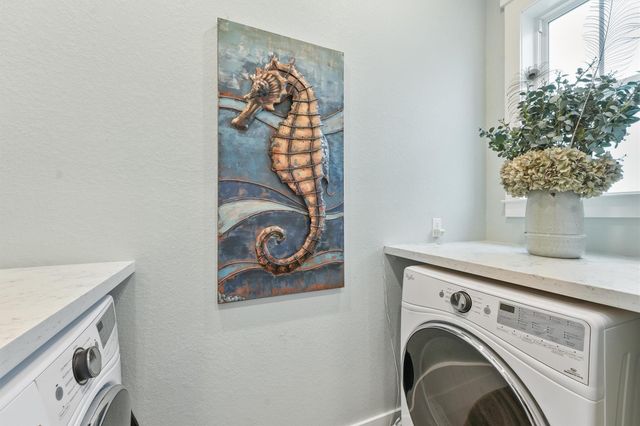 11418 Starfish Lane, Galveston, TX 77554