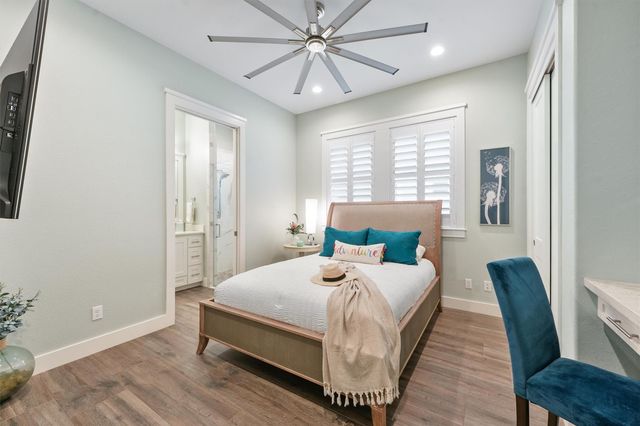 11418 Starfish Lane, Galveston, TX 77554