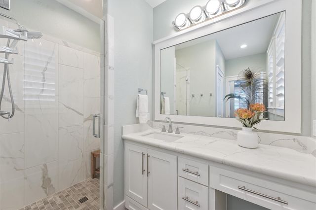11418 Starfish Lane, Galveston, TX 77554