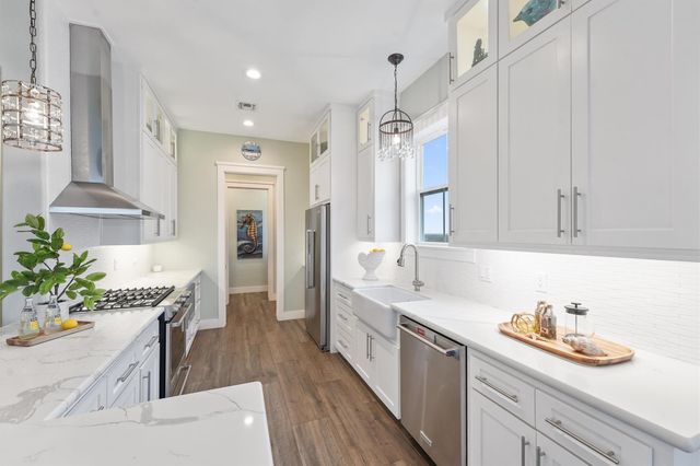 11418 Starfish Lane, Galveston, TX 77554