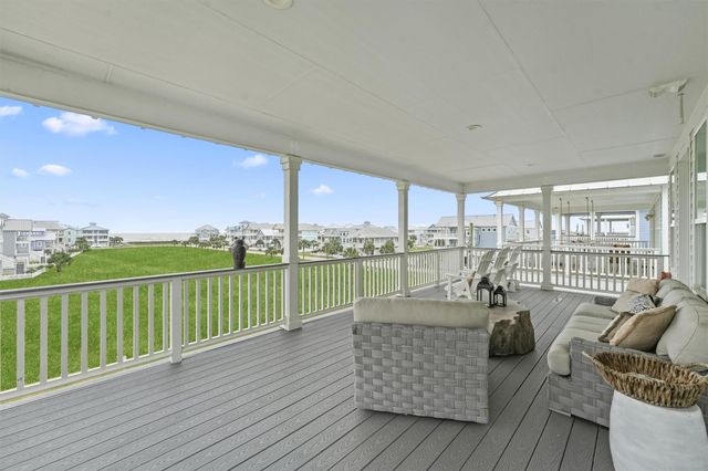 11418 Starfish Lane, Galveston, TX 77554