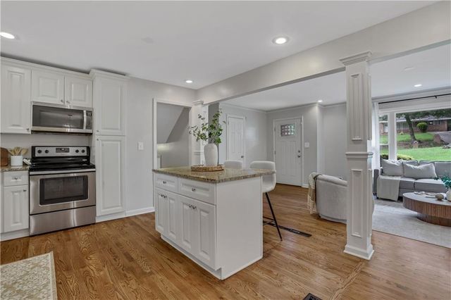 2982 Valley Ridge Drive, Decatur, GA 30032