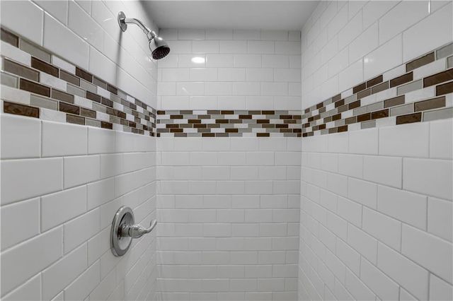 2982 Valley Ridge Drive, Decatur, GA 30032