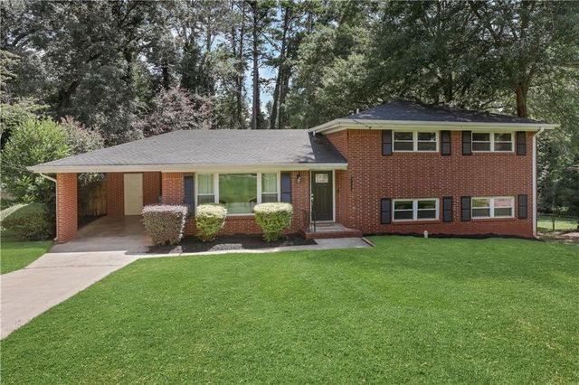 2982 Valley Ridge Drive, Decatur, GA 30032