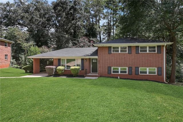 2982 Valley Ridge Drive, Decatur, GA 30032
