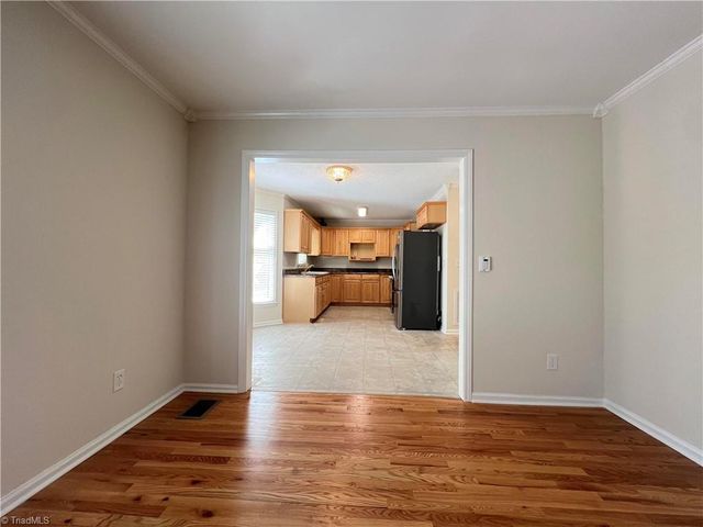 2251 Nettlebrook Drive, Winston-salem, NC 27106
