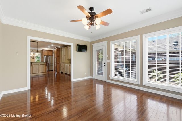 106 Remington Dr, Bardstown, KY 40004
