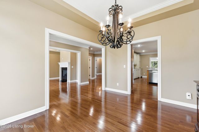 106 Remington Dr, Bardstown, KY 40004