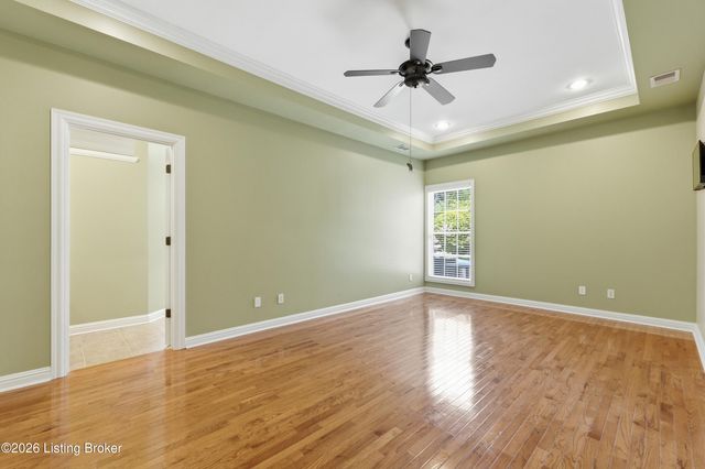 106 Remington Dr, Bardstown, KY 40004
