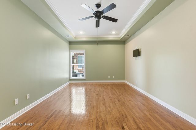 106 Remington Dr, Bardstown, KY 40004