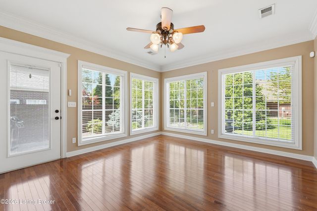 106 Remington Dr, Bardstown, KY 40004