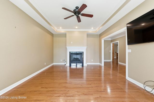 106 Remington Dr, Bardstown, KY 40004