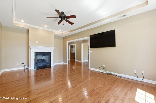 106 Remington Dr, Bardstown, KY 40004
