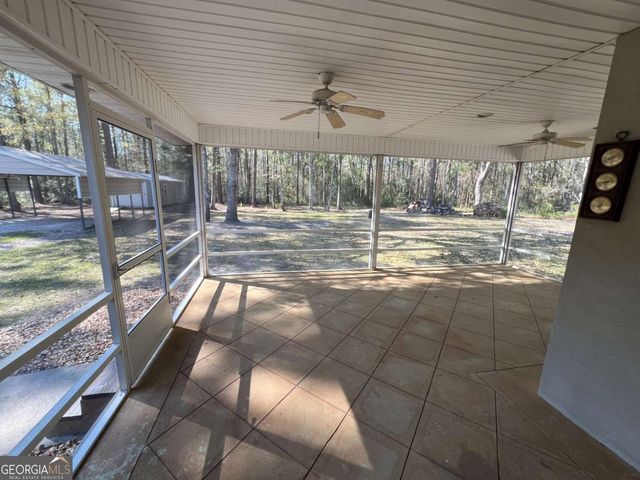 1626 Meadow Lane SE, Darien, GA 31305