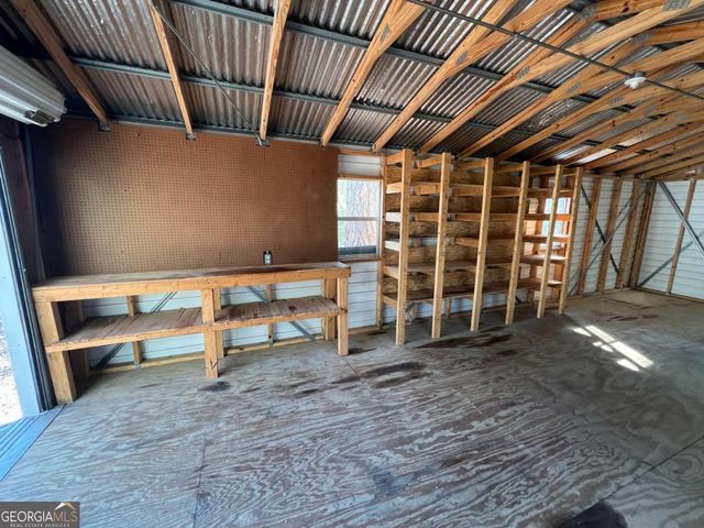 1626 Meadow Lane SE, Darien, GA 31305