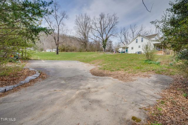 156 Blanton Drive, Weber City, VA 24290