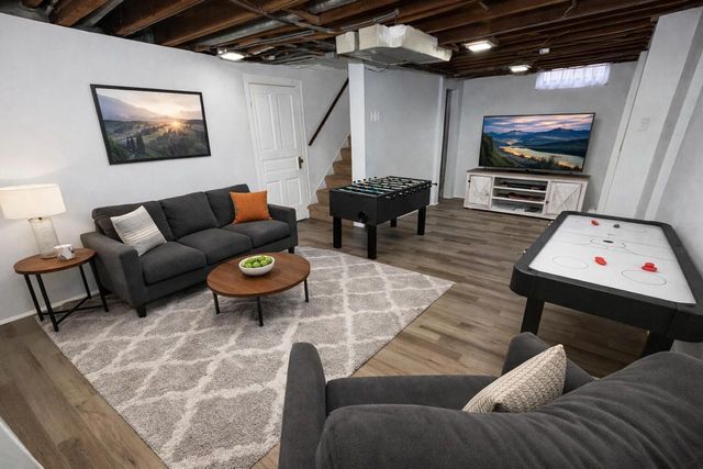 4602 W Sumac PLACE, Milwaukee, WI 53219