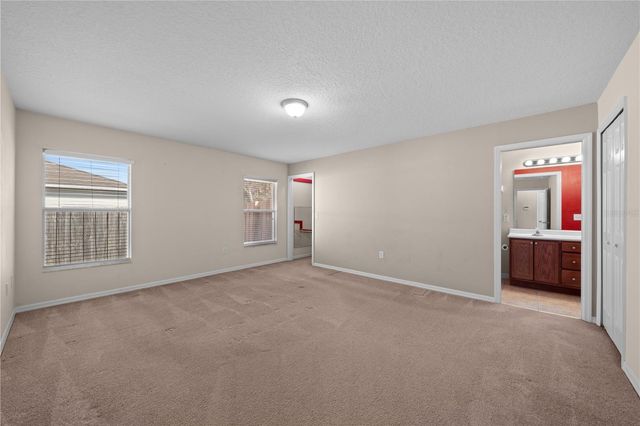 523 CHESTNUT AVENUE, Orange City, FL 32763