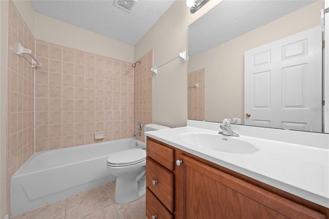 523 CHESTNUT AVENUE, Orange City, FL 32763