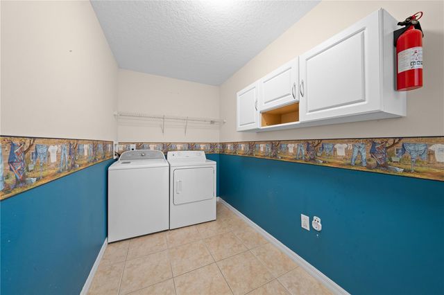 523 CHESTNUT AVENUE, Orange City, FL 32763