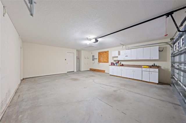 523 CHESTNUT AVENUE, Orange City, FL 32763