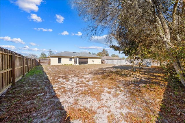 523 CHESTNUT AVENUE, Orange City, FL 32763