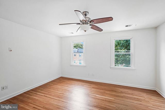712 6TH ST SW, Washington, DC 20024