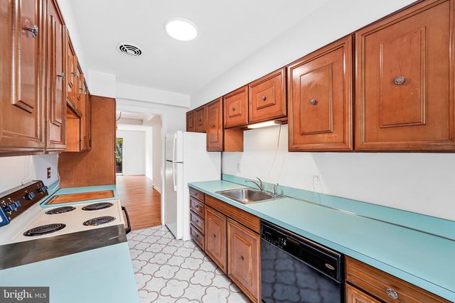 712 6TH ST SW, Washington, DC 20024