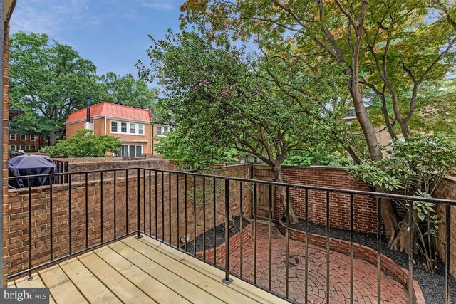 712 6TH ST SW, Washington, DC 20024