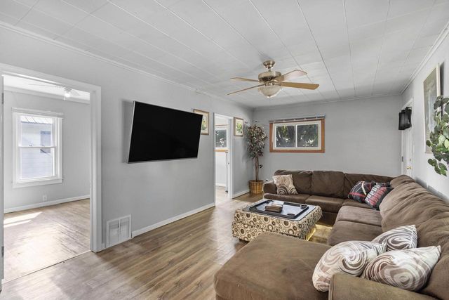 1222 KNAPP STREET, Oshkosh, WI 54902