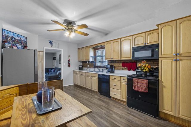 1222 KNAPP STREET, Oshkosh, WI 54902